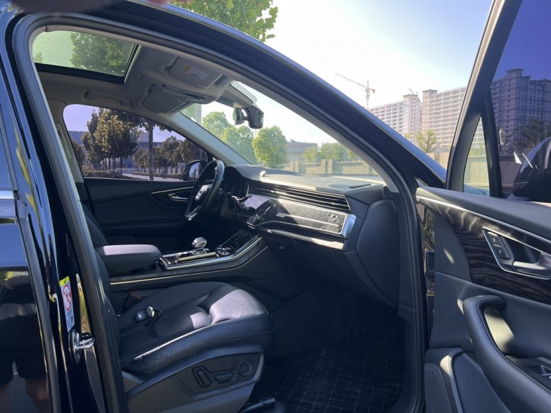 盐城20年奥迪Q75