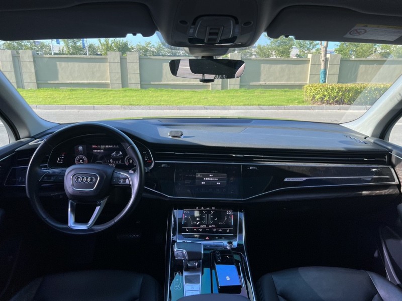 盐城20年奥迪Q76