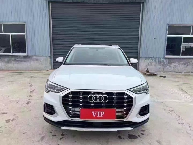 青岛22年奥迪Q31