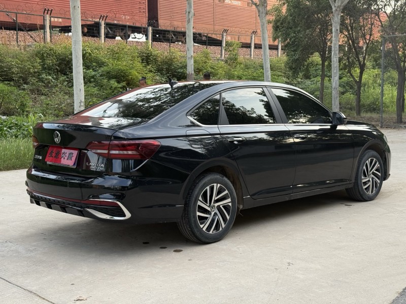 鄭州23年大眾朗逸4