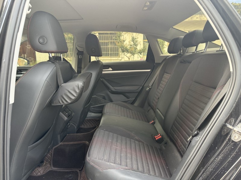 鄭州23年大眾朗逸8