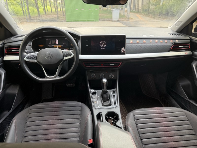 鄭州23年大眾朗逸9