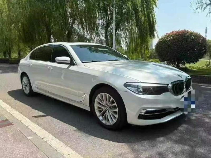 景德镇20年宝马5系3