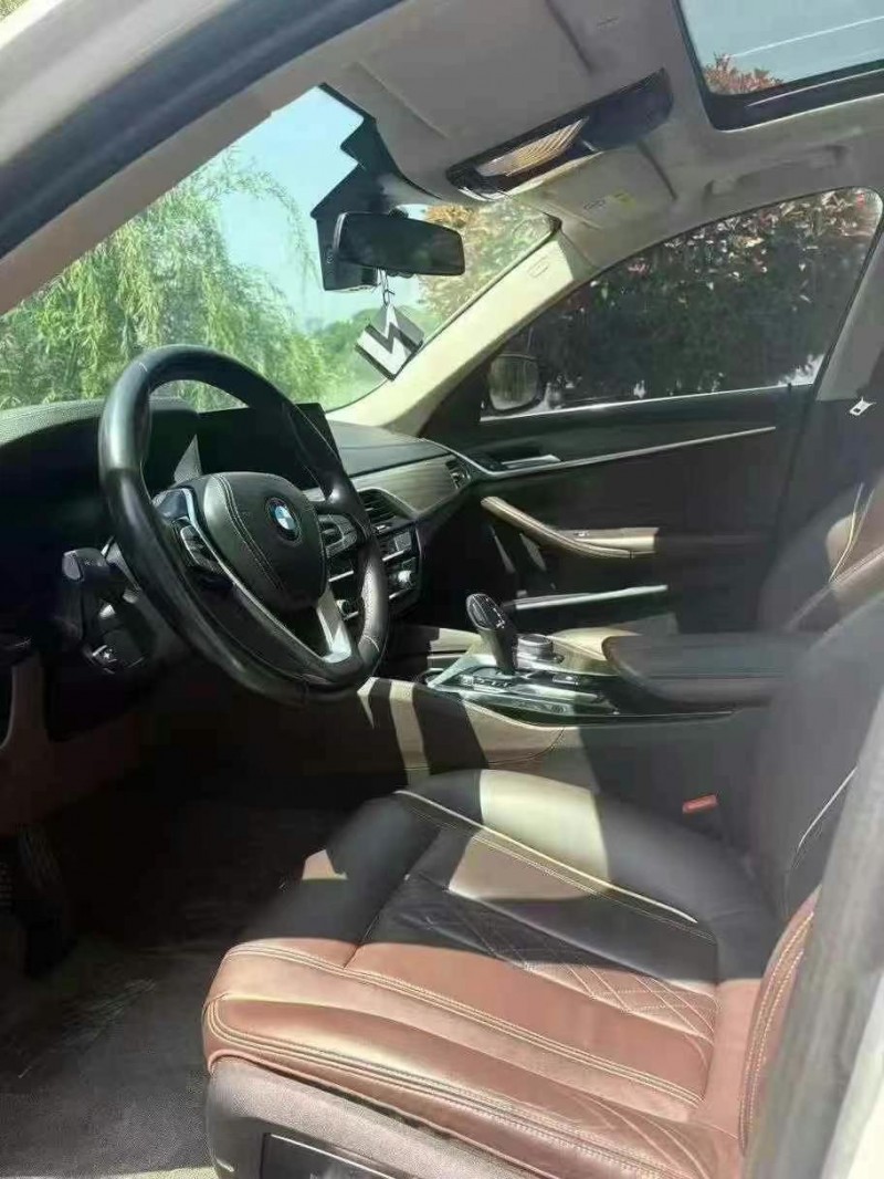 景德镇20年宝马5系5