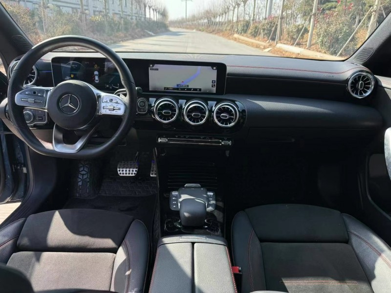 徐州20年奔驰CLA8