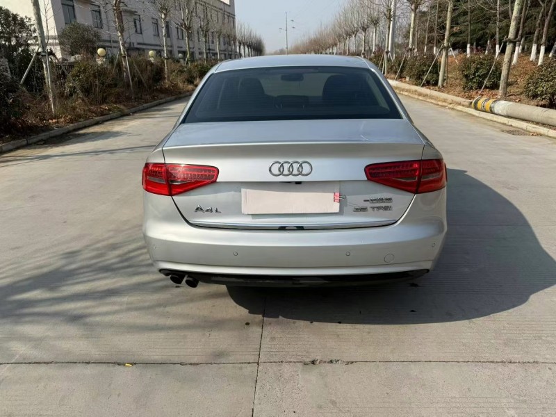 徐州13年奥迪A4L4