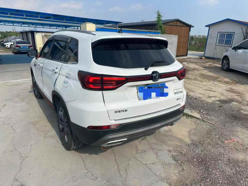 济宁23年长安汽车CS757