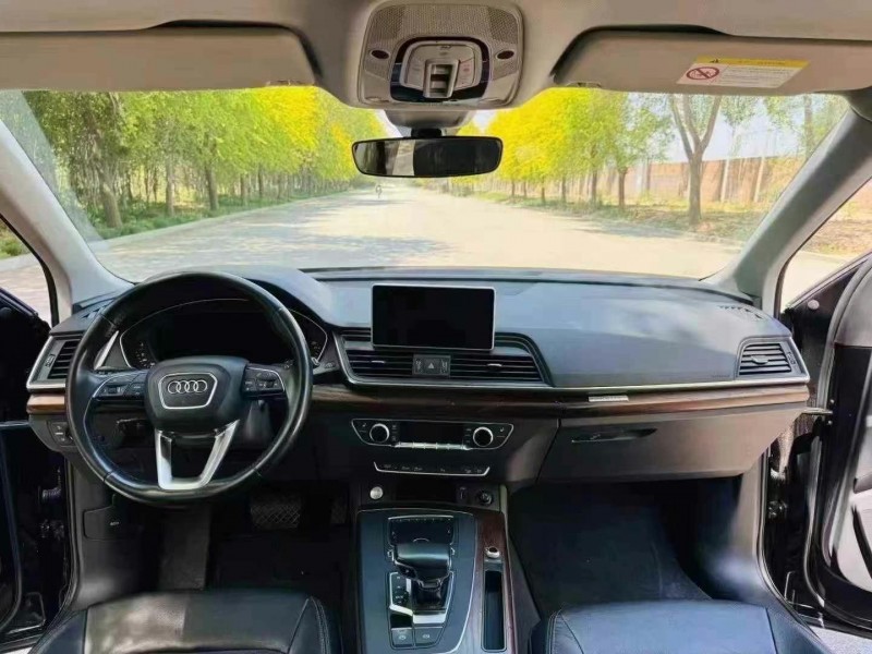 青岛19年奥迪Q54