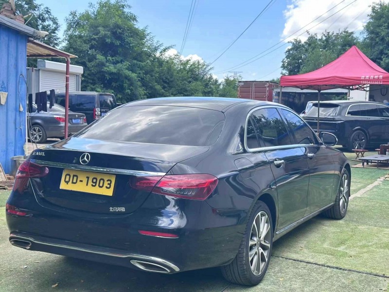 济南18年奔驰E8