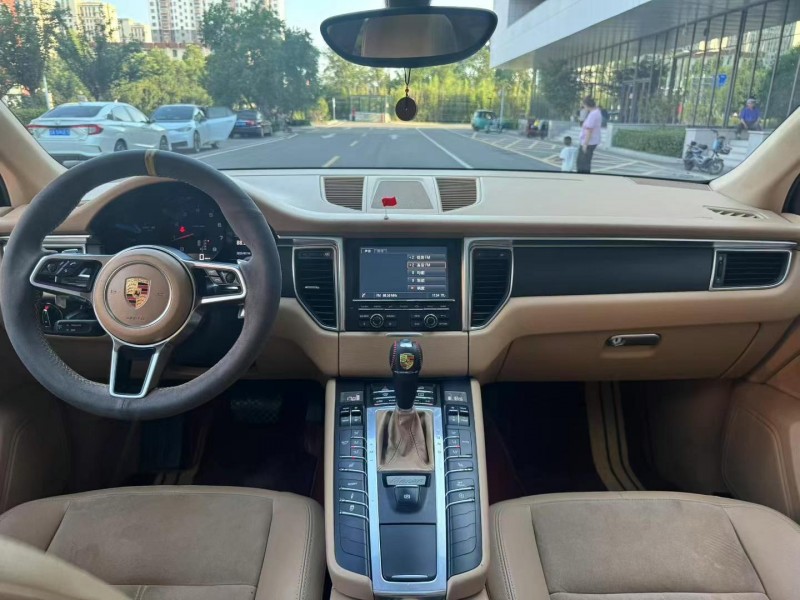濟南14年保時捷Macan8
