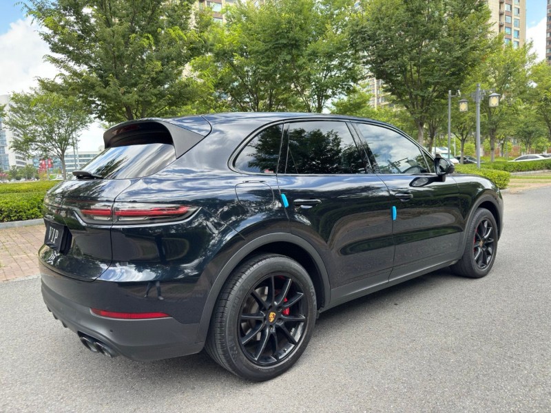 鹽城19年保時捷卡宴5