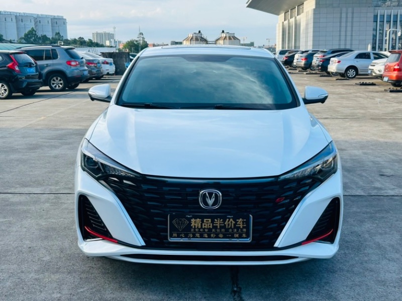 東莞25年長安汽車逸動1