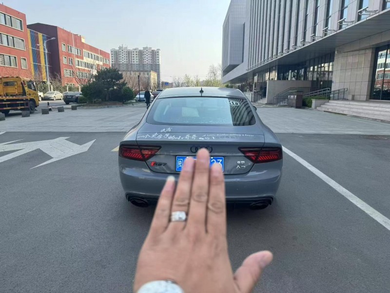 济南15年奥迪A7L9