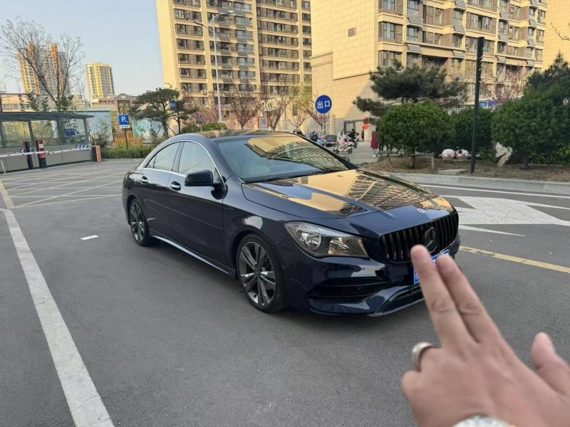 济南16年奔驰CLA3