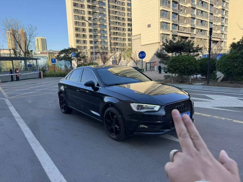 济南16年奥迪A33