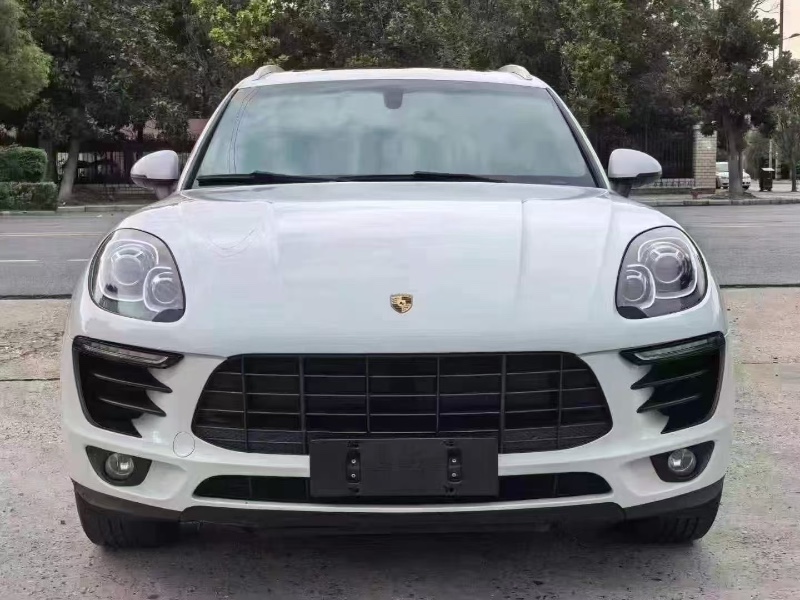 襄陽15年保時捷Macan1