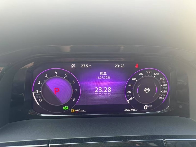 濟寧22年大眾途昂3