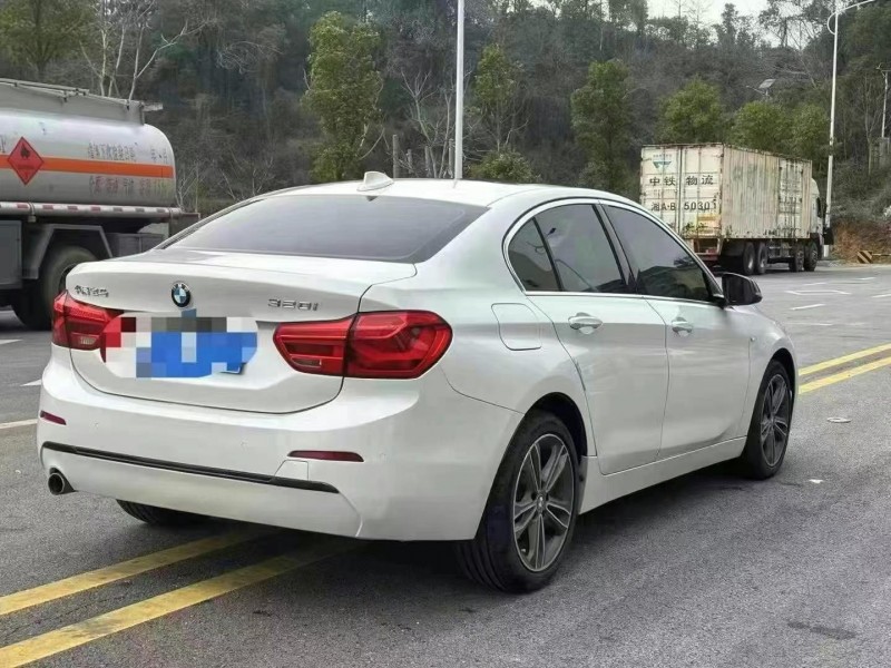 邵阳18年宝马1系8