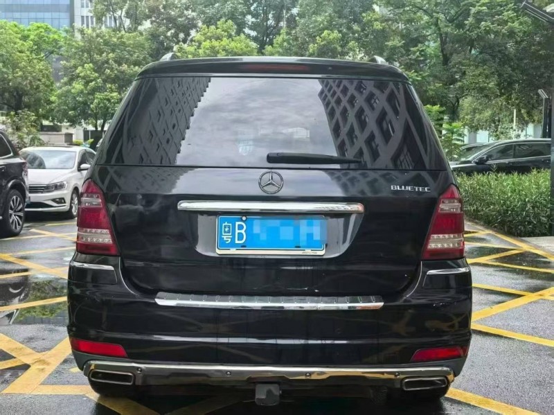 深圳11年奔驰GL4