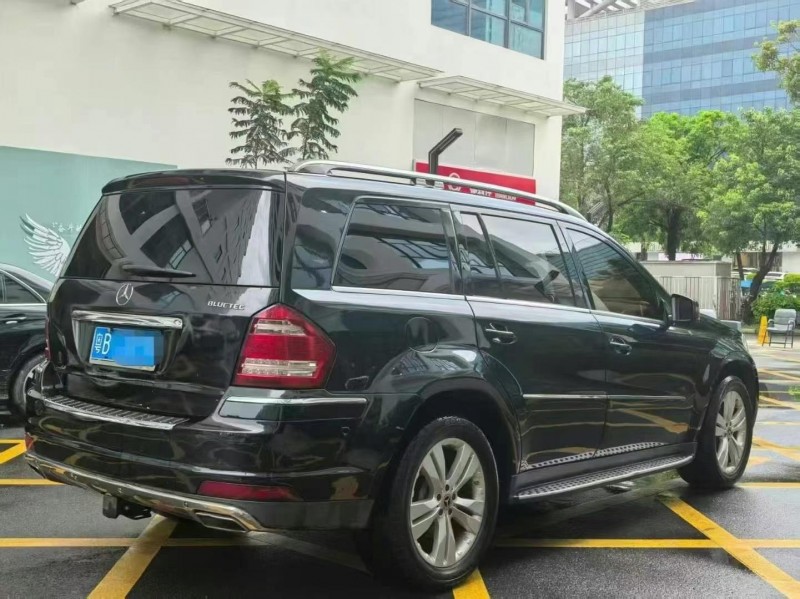 深圳11年奔驰GL7