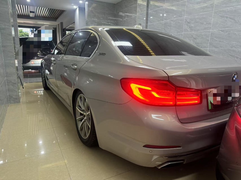 深圳18年宝马5系3