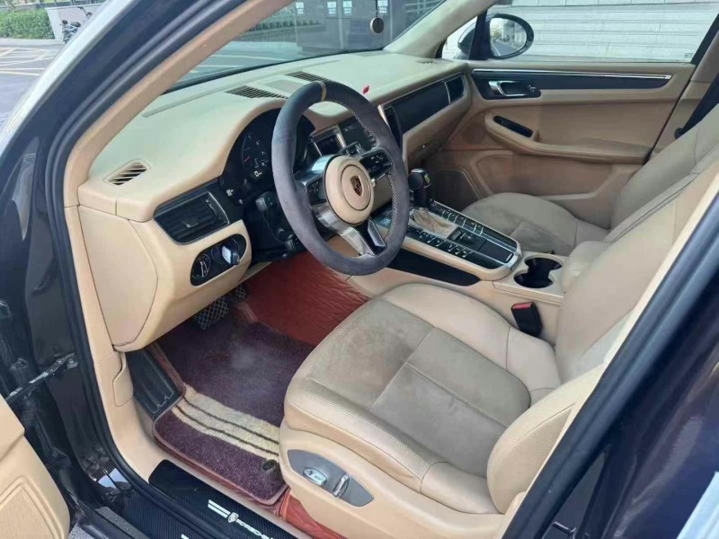 青岛14年保时捷Macan5