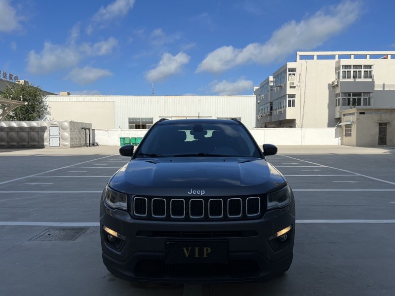 鹽城18年Jeep指南者1