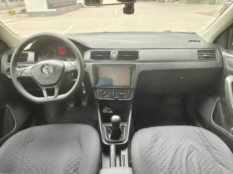 邯郸17年大众桑塔纳8