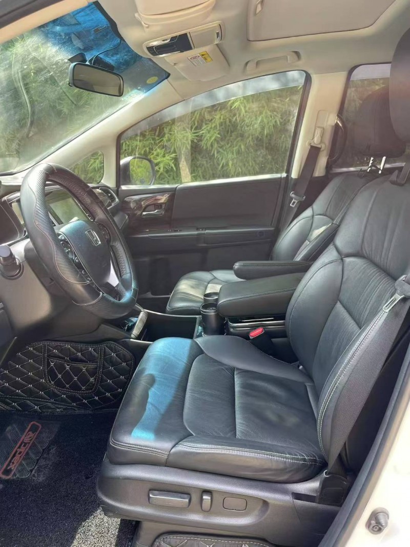 徐州18年本田艾力绅5