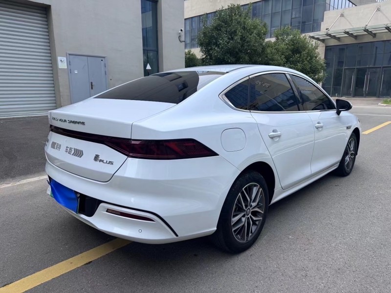 徐州23年比亚迪秦8