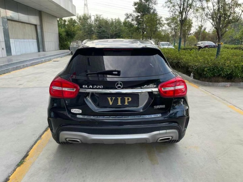 枣庄16年奔驰GLA9