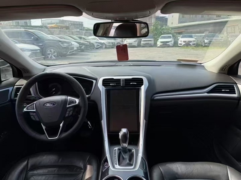 南宁16年福特蒙迪欧9