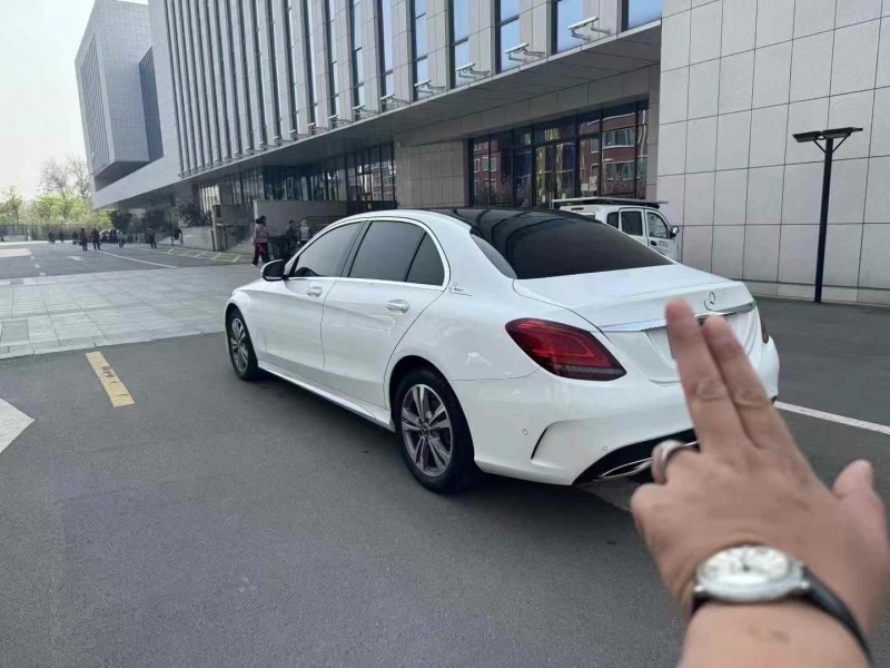 潍坊19年奔驰C7