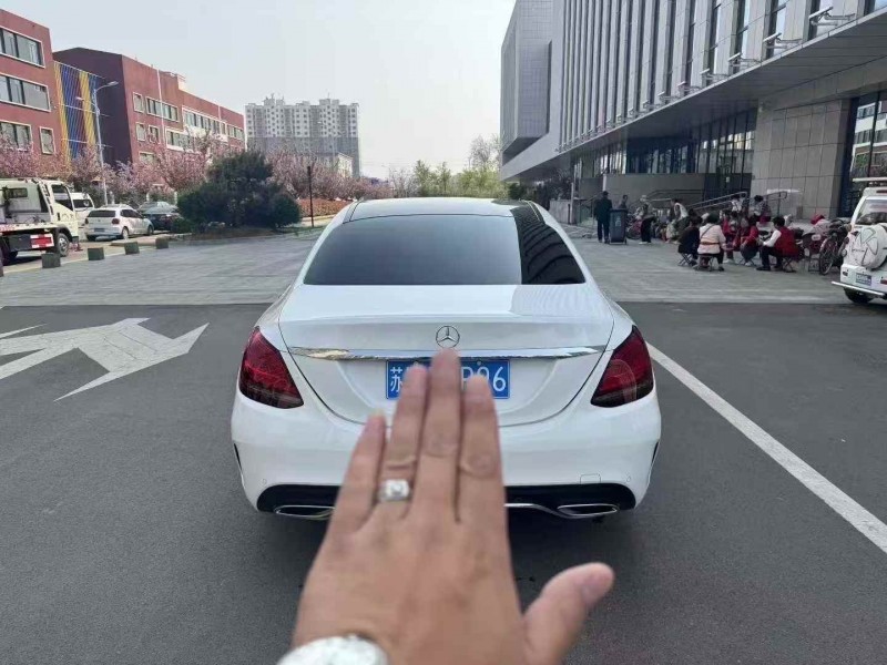 潍坊19年奔驰C9