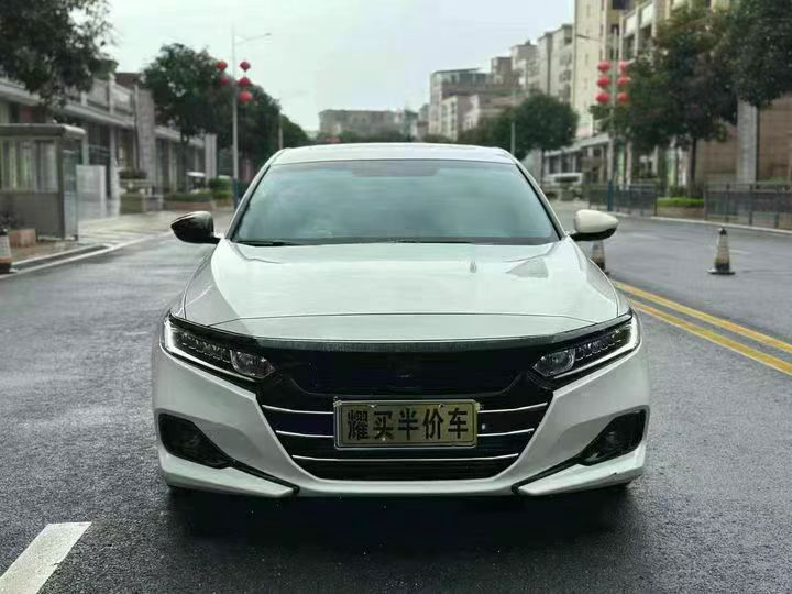 东莞22年本田雅阁1