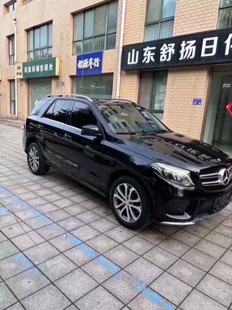 济南16年奔驰GLE2