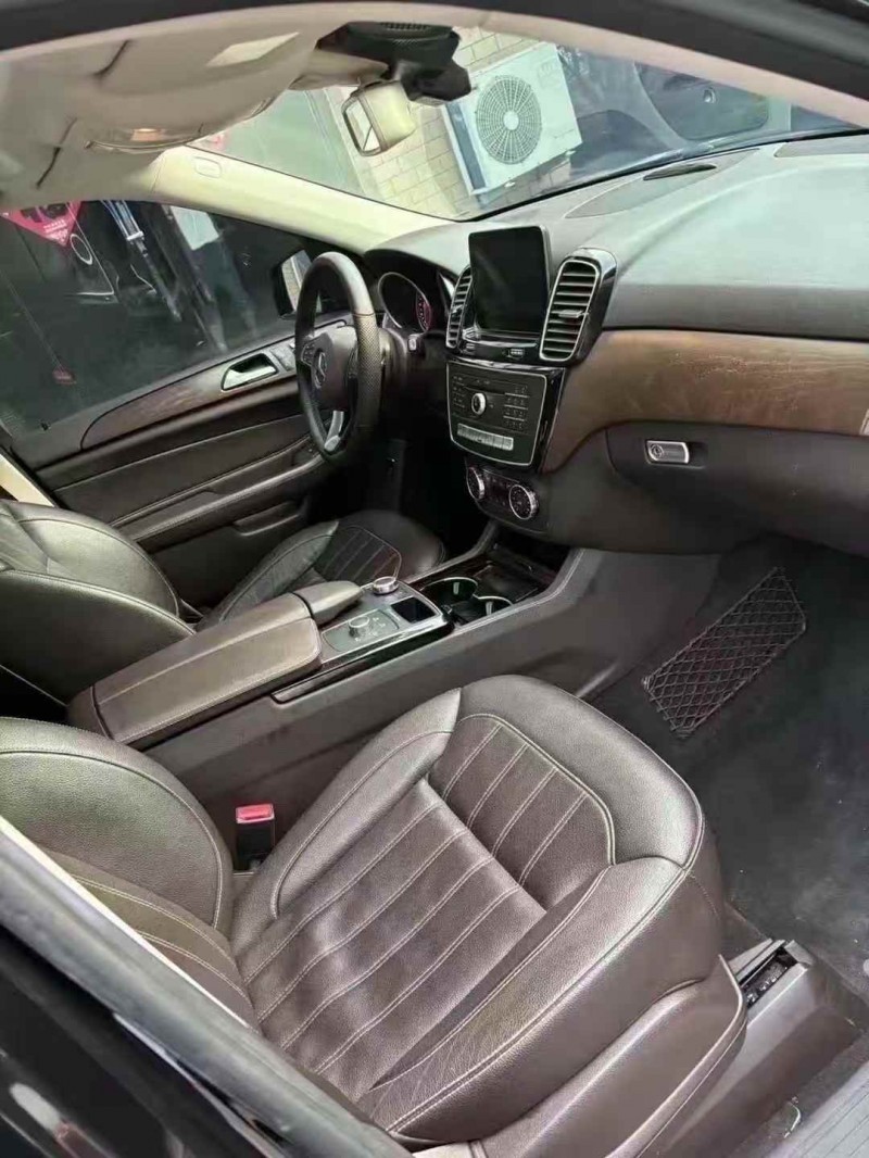 济南16年奔驰GLE3