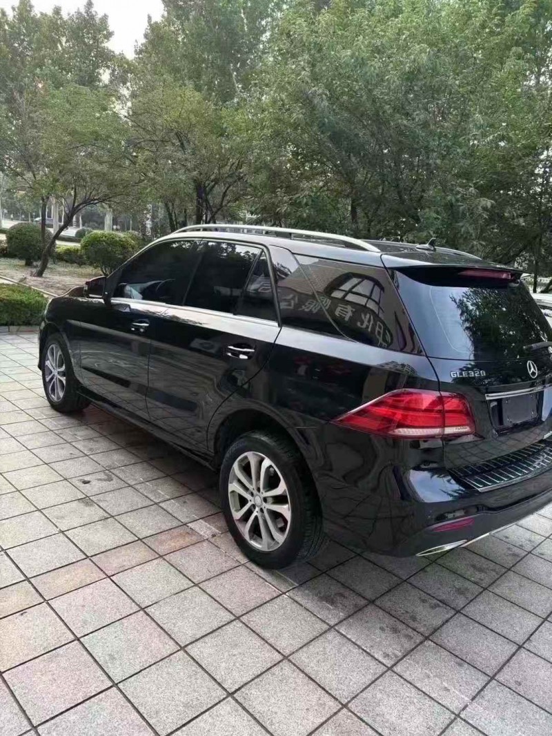 济南16年奔驰GLE8