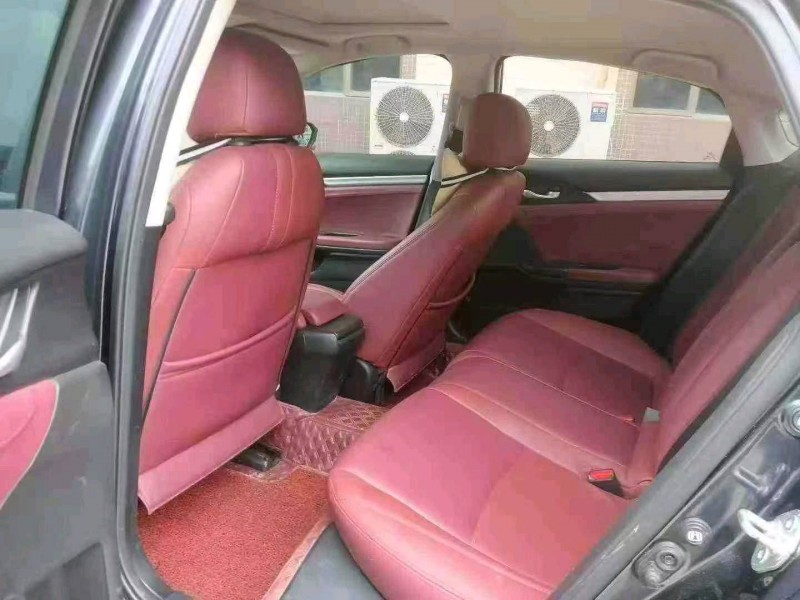 东莞18年本田思域4