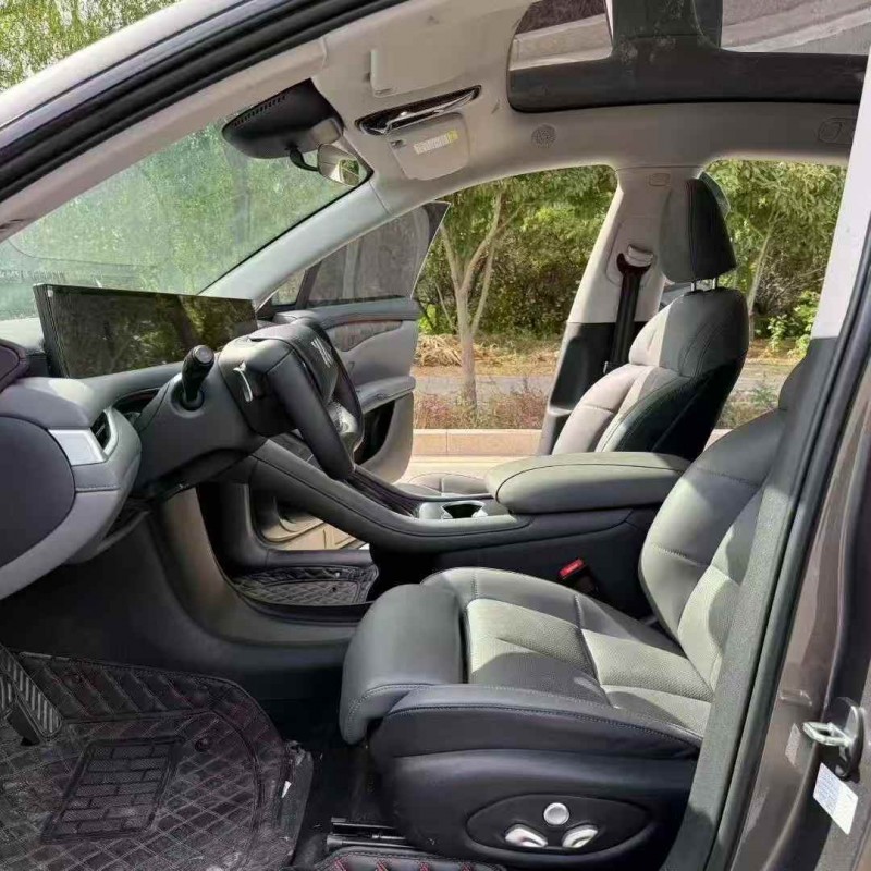 濟南24年智己LS65