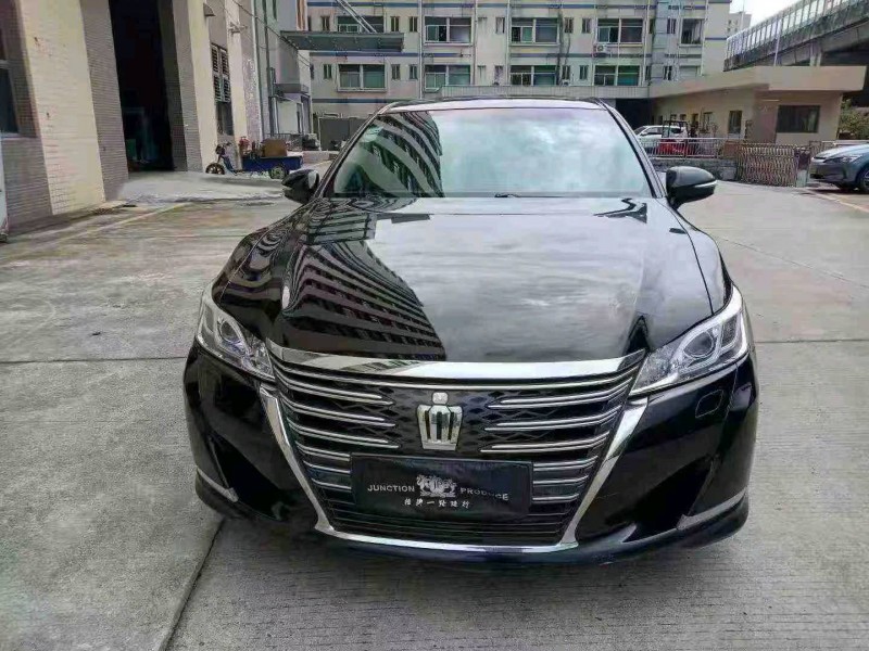 東莞18年豐田皇冠1