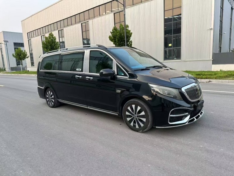 徐州22年奔驰威霆2