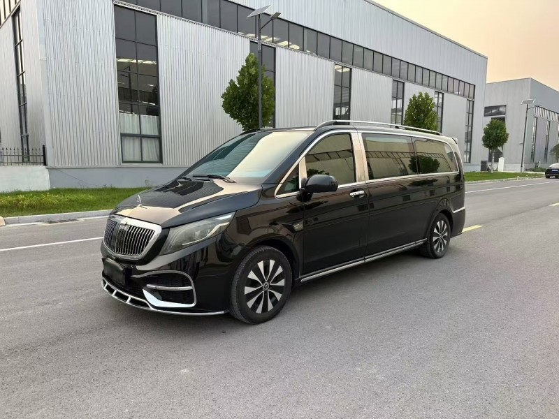 徐州22年奔驰威霆3