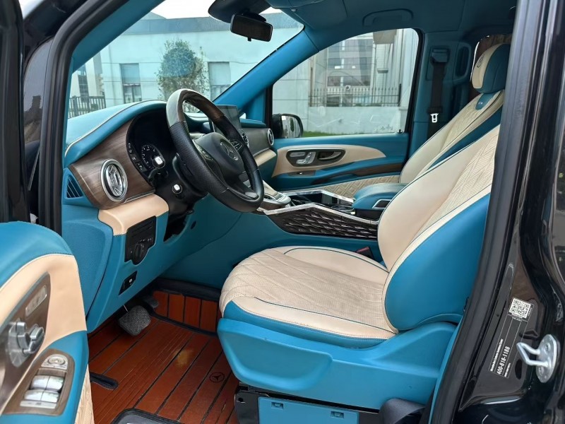 徐州22年奔驰威霆6