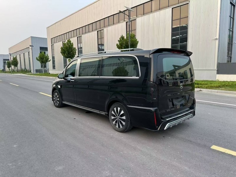 徐州22年奔驰威霆7