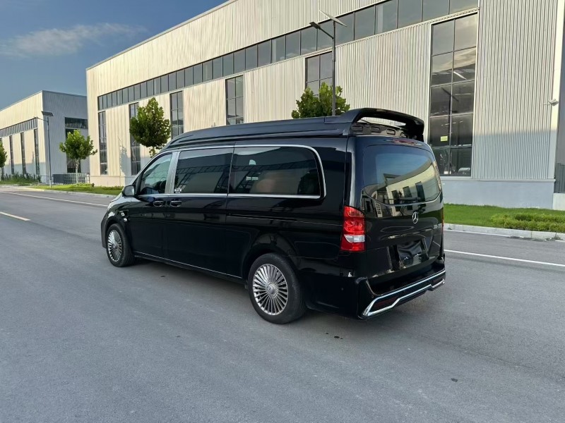 徐州23年奔驰莱茵旅行者7