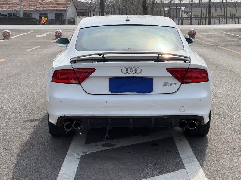 济宁14年奥迪A7L9