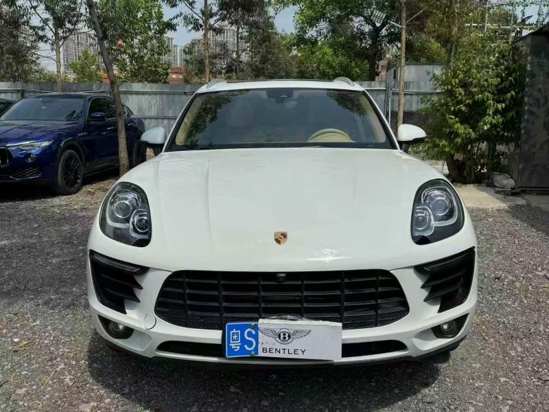廣州16年保時捷Macan1