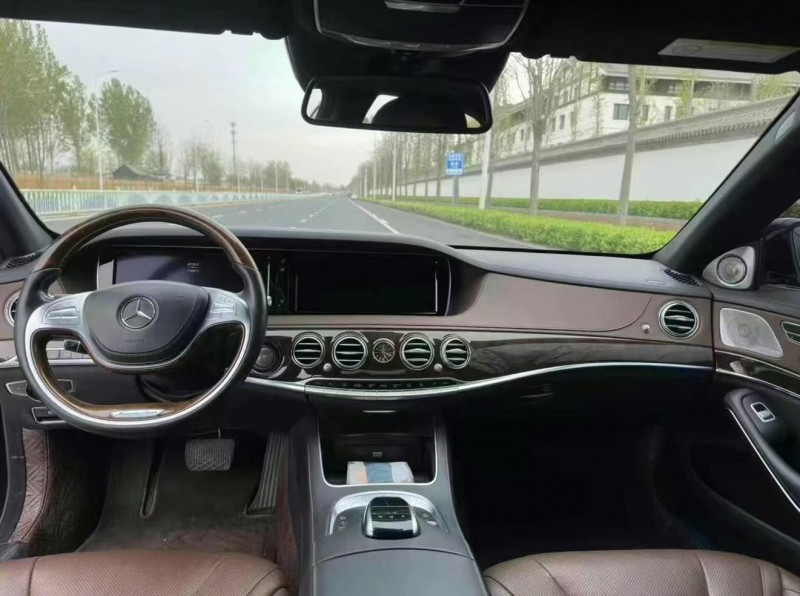 廊坊15年奔驰迈巴赫S级8