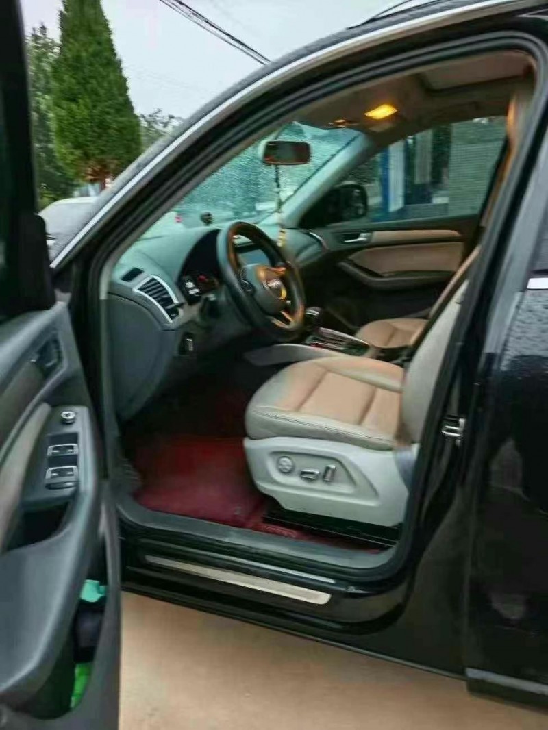 济宁14年奥迪Q55